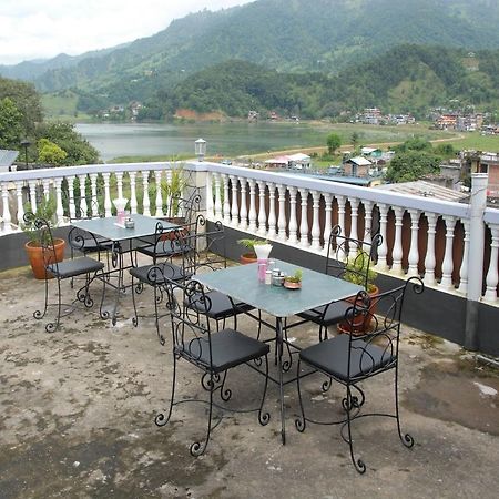 Hotel Blue Heaven โปขระ ภายนอก รูปภาพ
