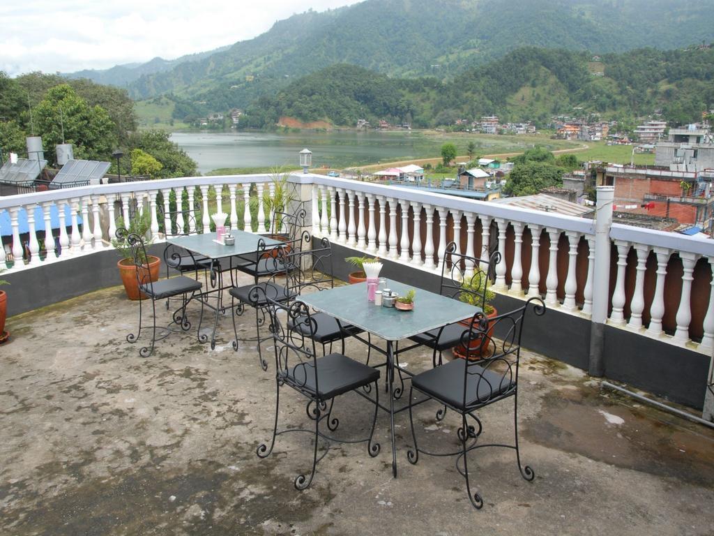 Hotel Blue Heaven โปขระ ภายนอก รูปภาพ